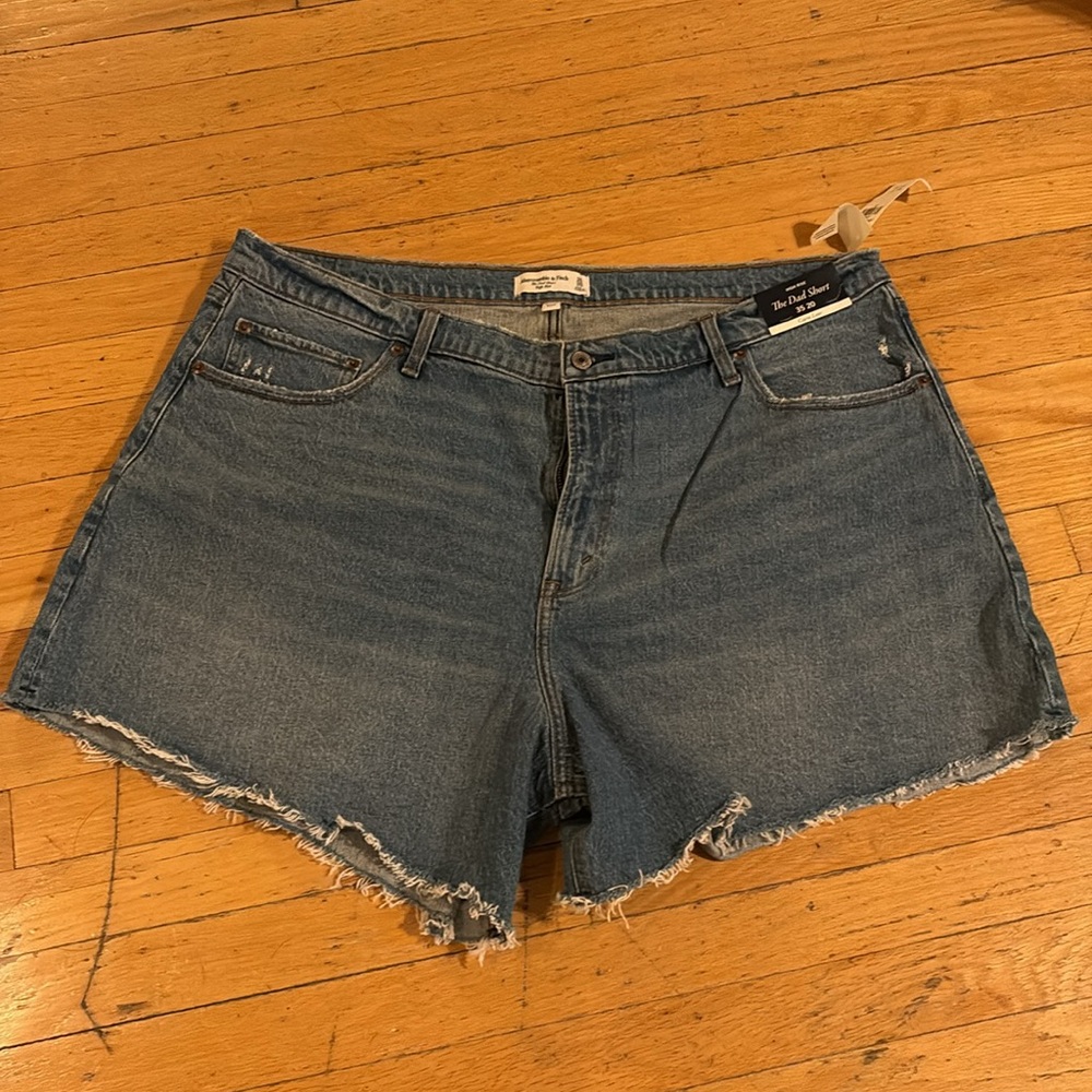 Abercrombie dad shorts